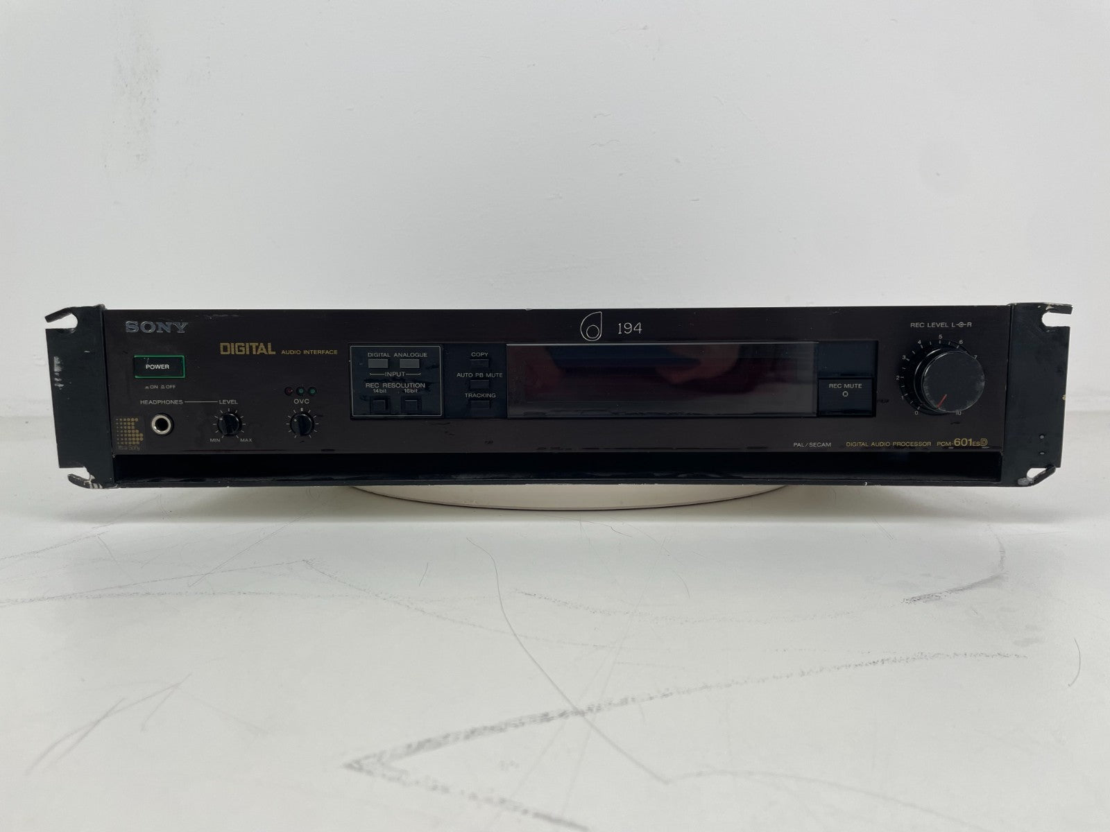 Sony PCM-601ESD Digital Audio Interface - In 19'' Rack mount