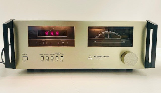 Mitsubishi DA-F20 Quartz PLL Synthesizer FM Stereo Tuner