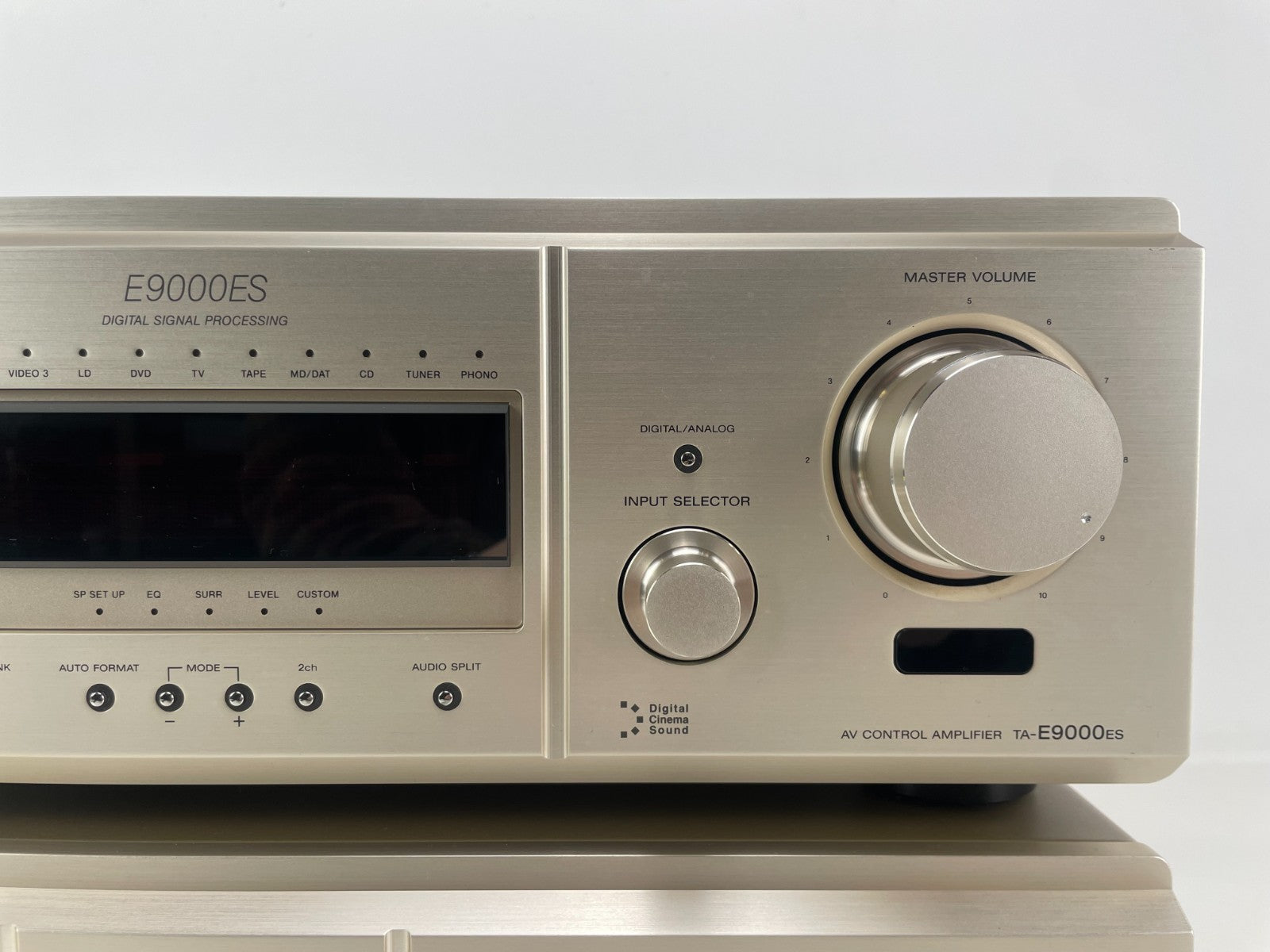 Sony N9000ES Power Amp + E9000ES ES Processor – Champagne  + Remote