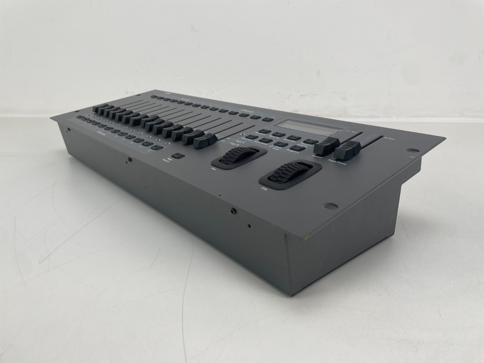 Showtec SM16/2 DMX Lighting Controller – Powers On, Untested – Sold as is