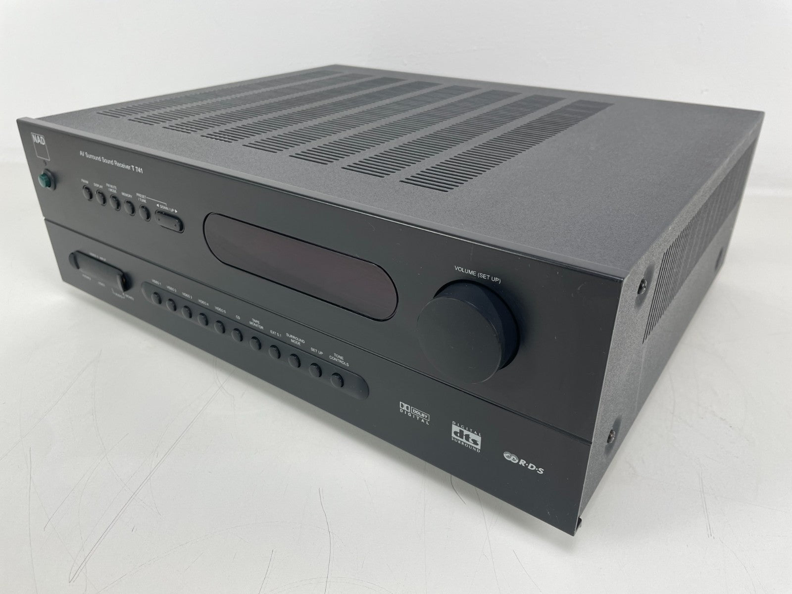 NAD T-741 Surround Receiver – Nice condition