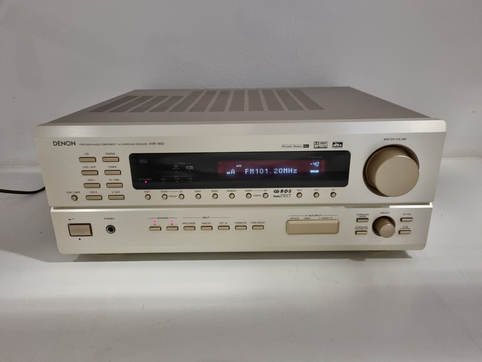 Denon AVR-1802 5.1 Stereo amplifier - Champagne