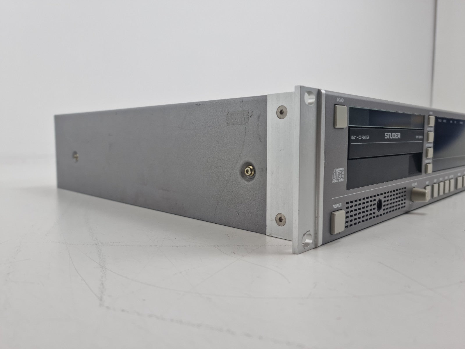 Studer D731 CD Player -  CDS Series - Professional broadcast quality!