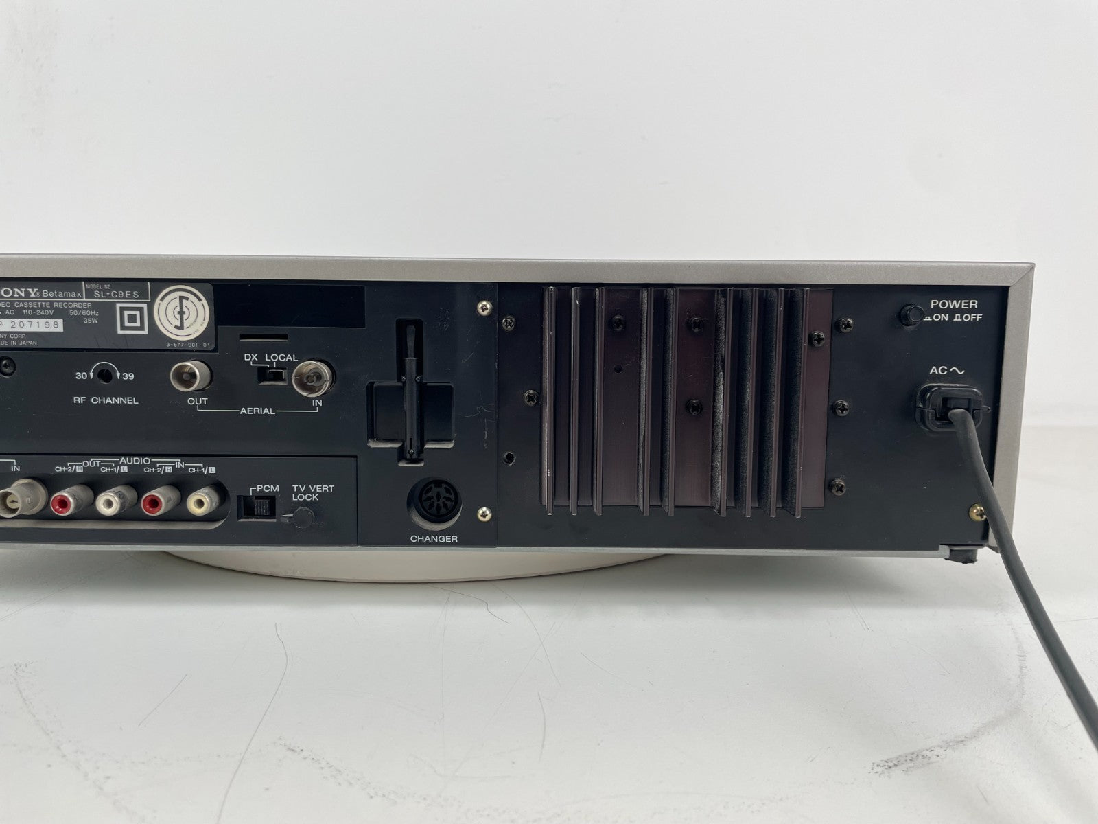 Sony Betamax SL-C9 ES – Serviced – Remote + Manual - Recapped