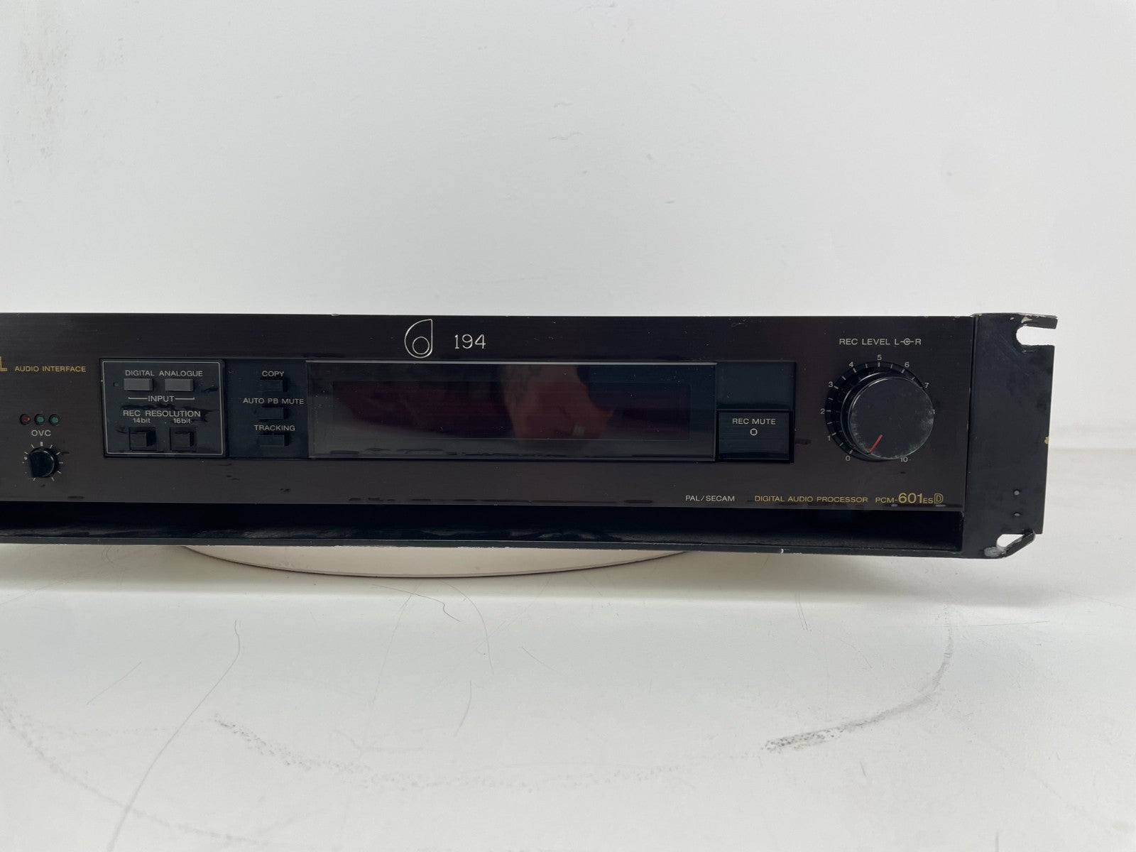 Sony PCM-601ESD Digital Audio Interface - In 19'' Rack mount