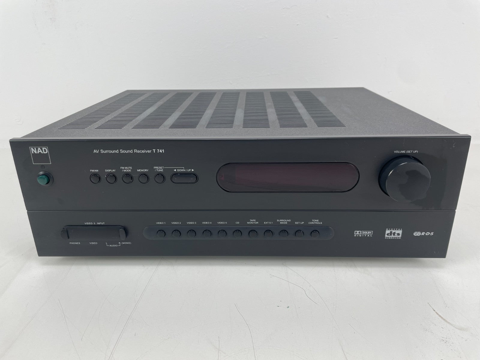 NAD T-741 Surround Receiver – Nice condition
