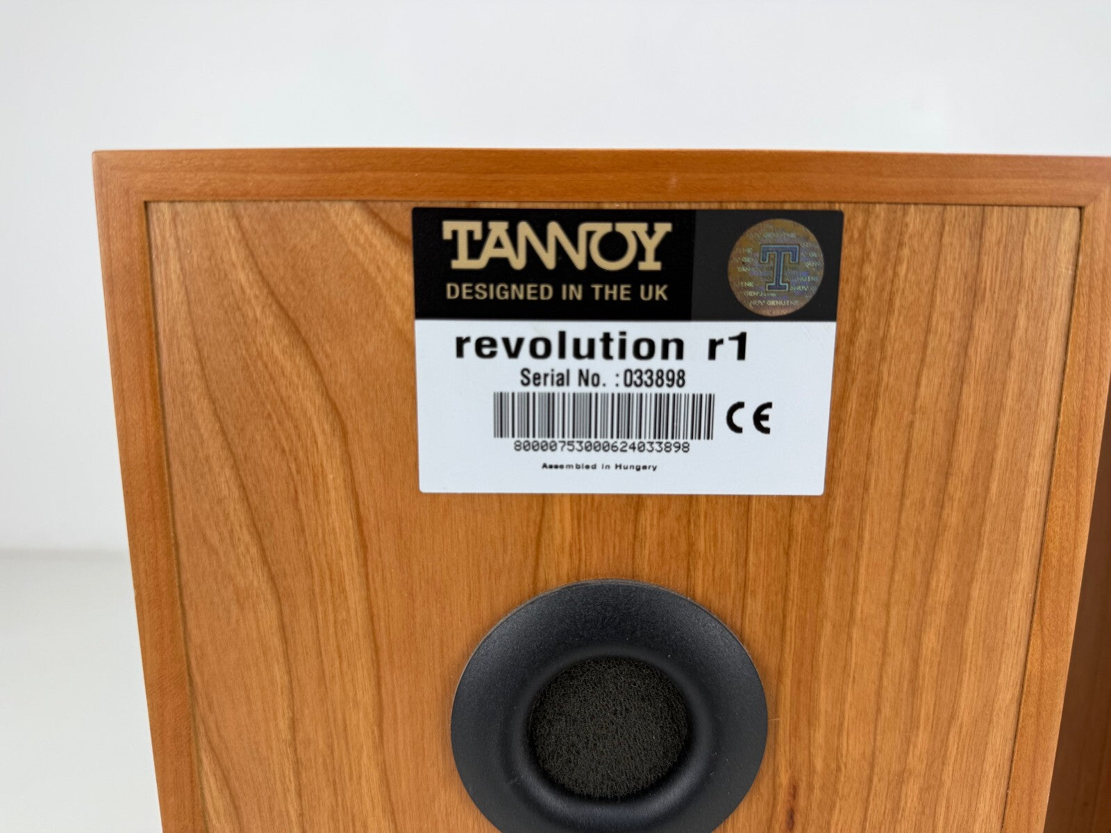 Tannoy Revolution R1 Bookshelf Speakers Set With Manual - Matched Pair - B-Wired