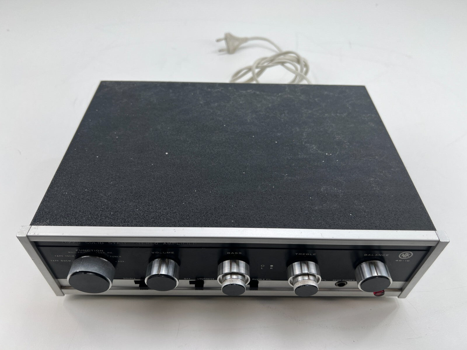 Nikko 40-1C - Stereoversterker