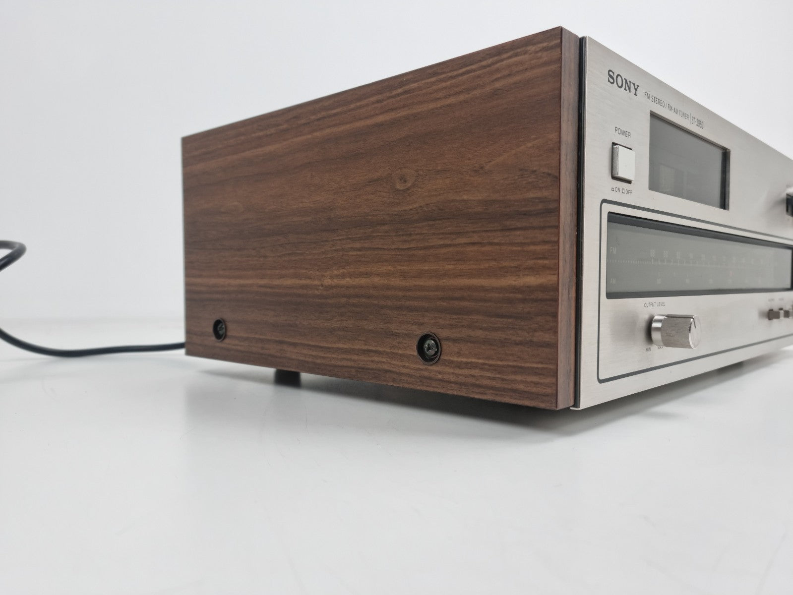 Sony ST 3950 FM Stereo / FM-AM Tuner