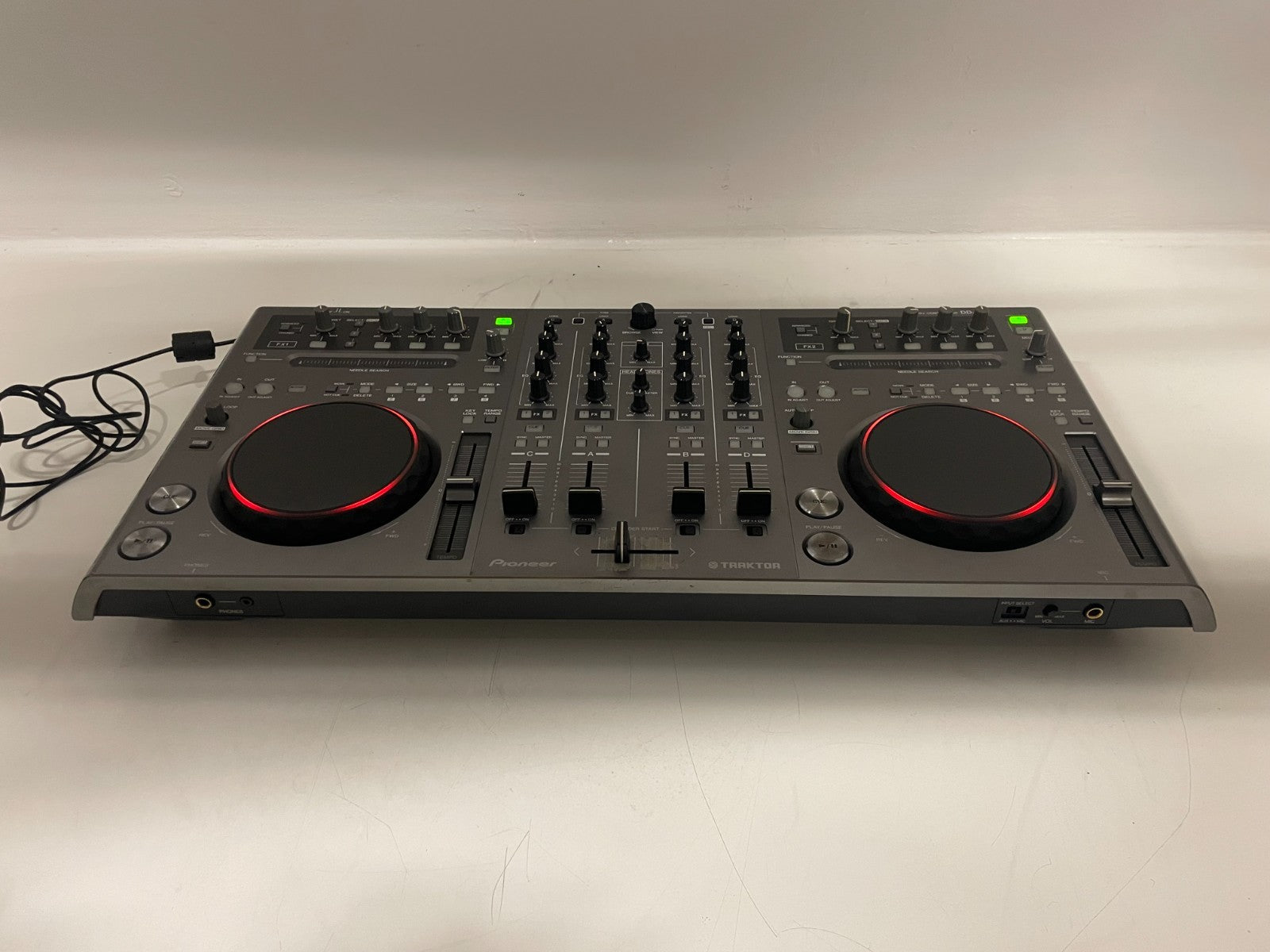 Pioneer DDJ-T1 DJ Controller