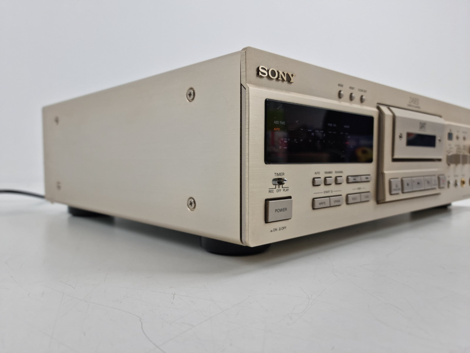 Sony DTC-ZA5ES  Digital Audio Tape Deck -  Fully Serviced - With German Manual