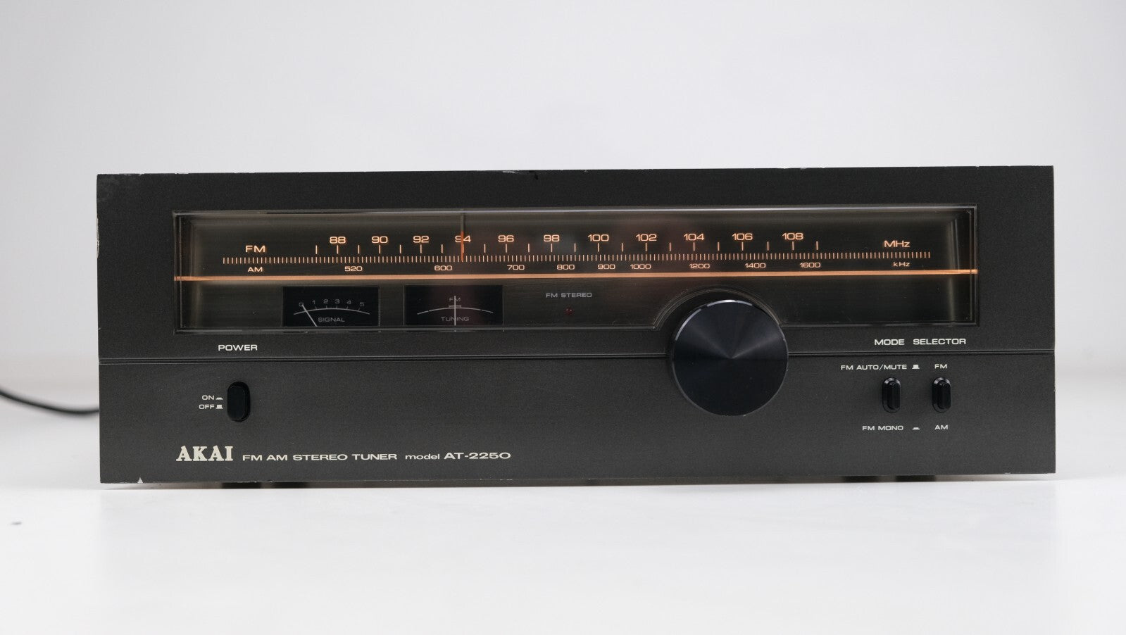 Akai AT-2250 - Tuner