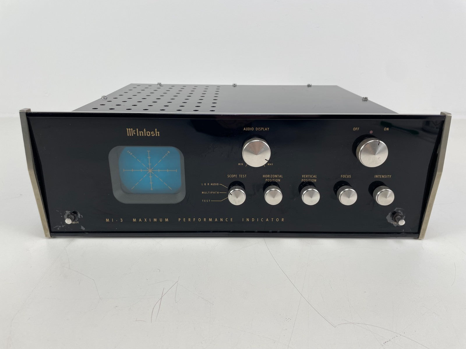 McIntosh MI3 Performance Indicator – Modified to 220V