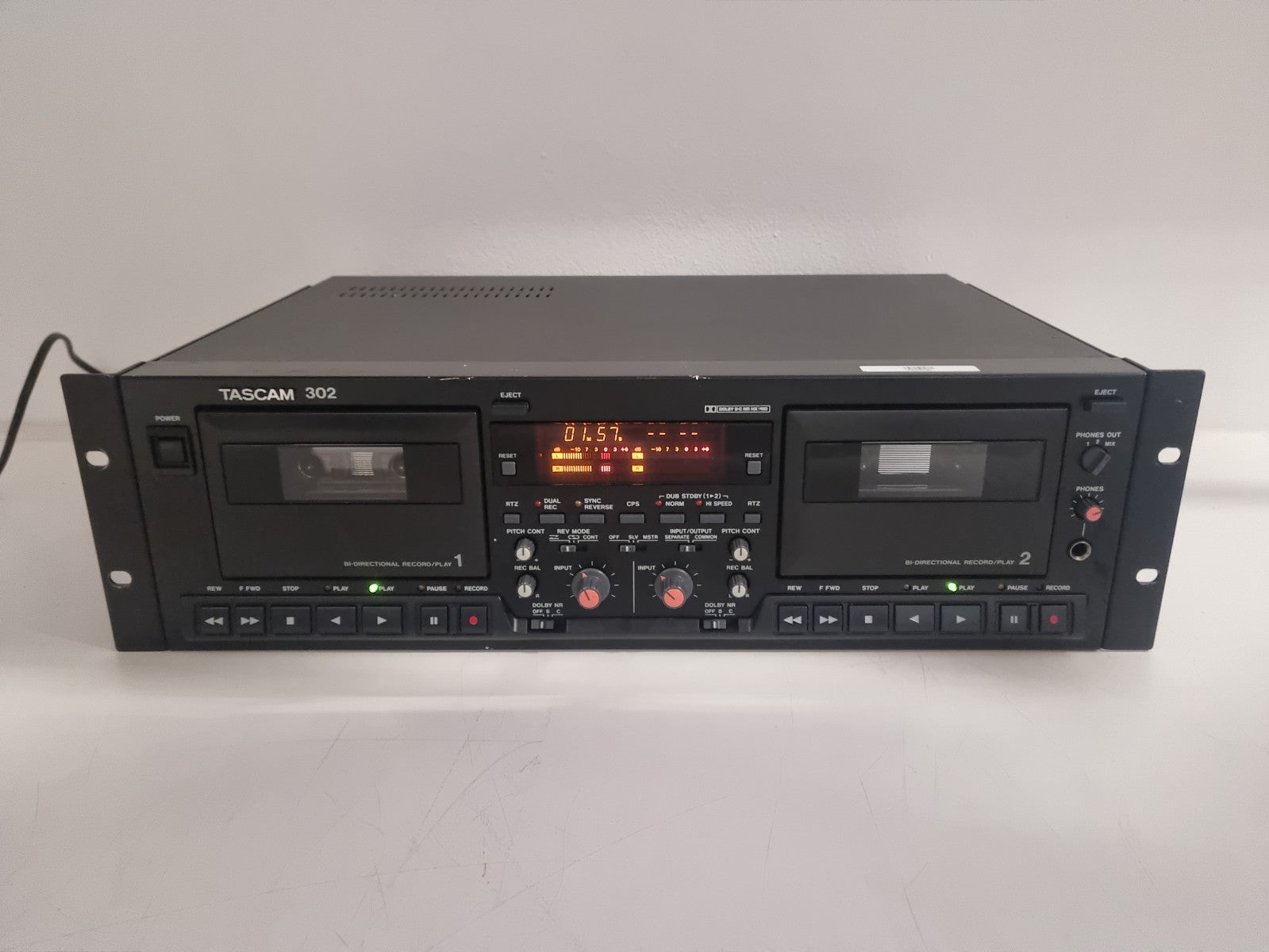 Tascam 302 Double Cassette Deck - With 19 inch Rack Mount