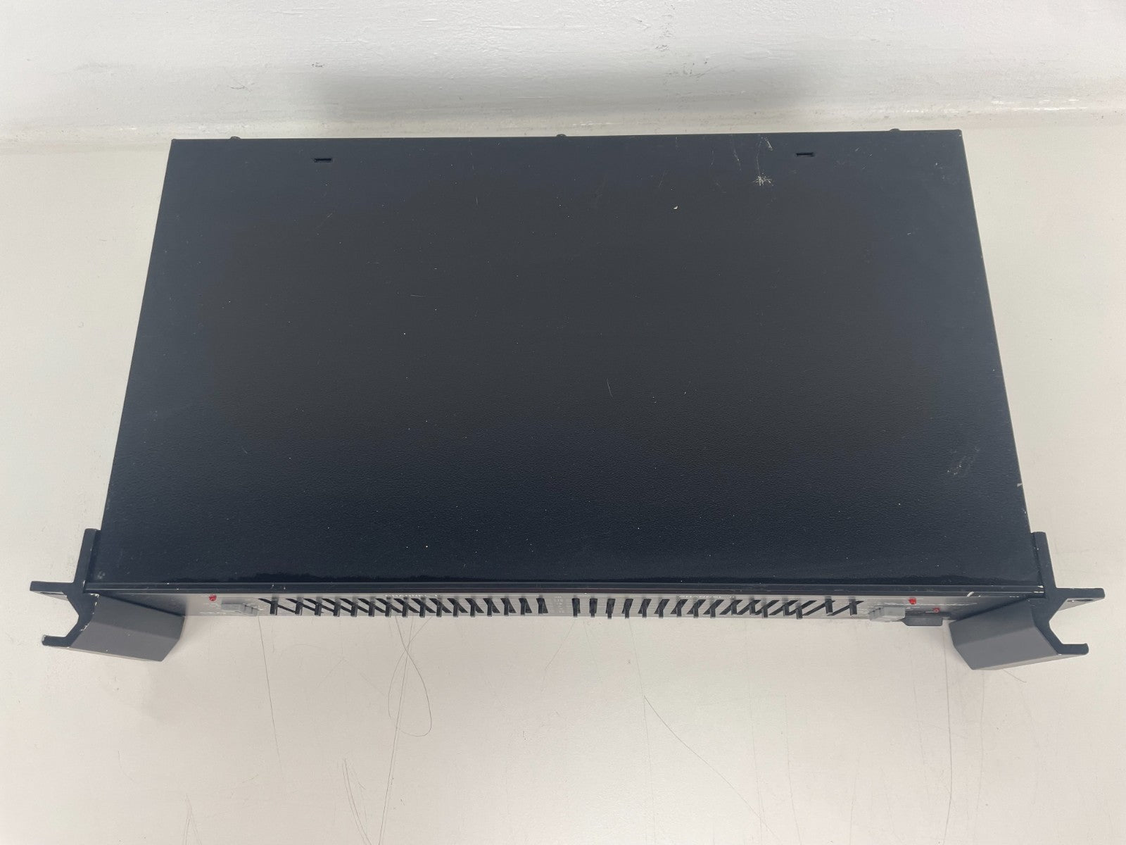 Studiomaster SEQ-152 Pro Graphic Equalizer