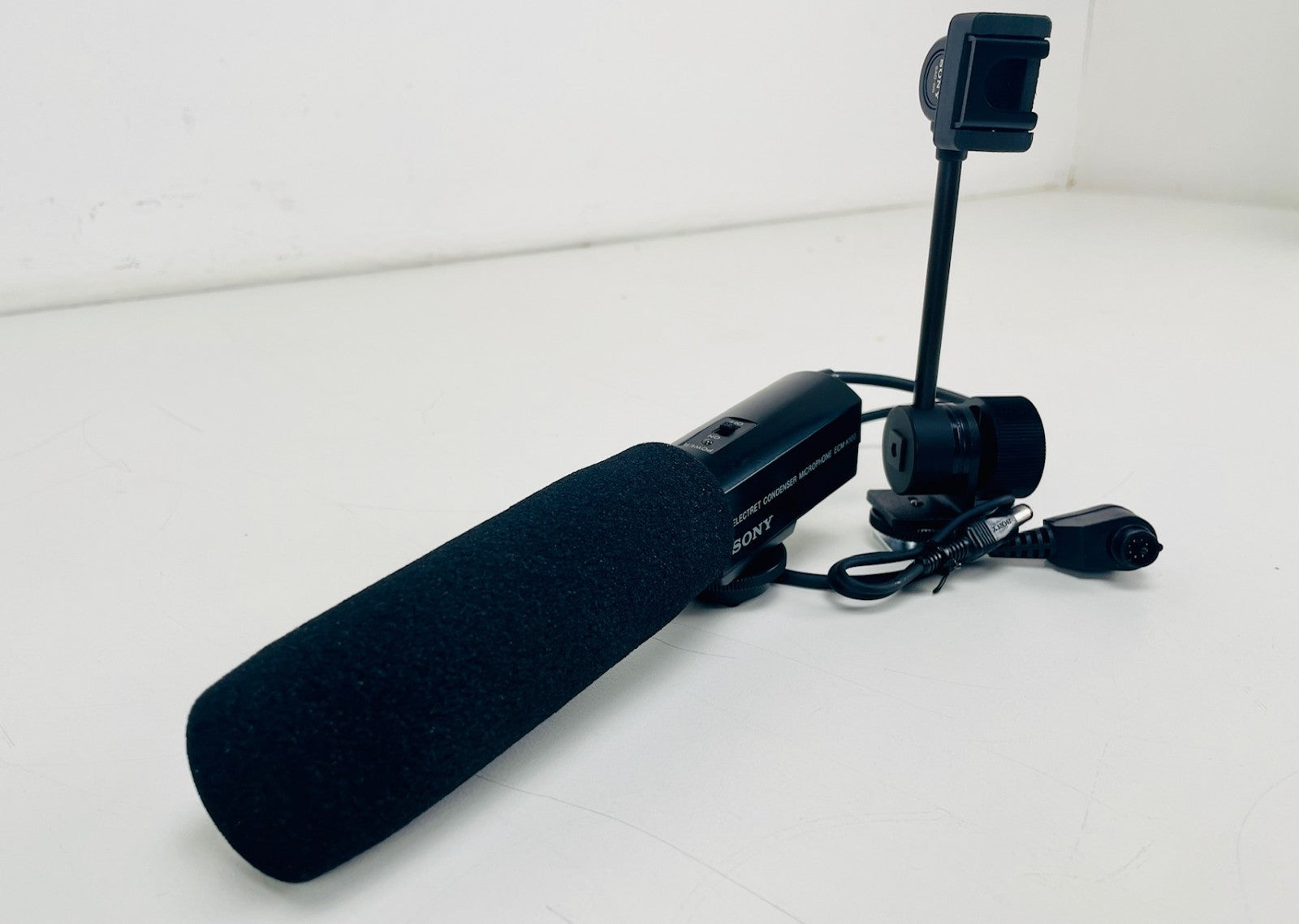 Sony ECM-K100 Electret Condenser Video Camera Microphone Full set with case