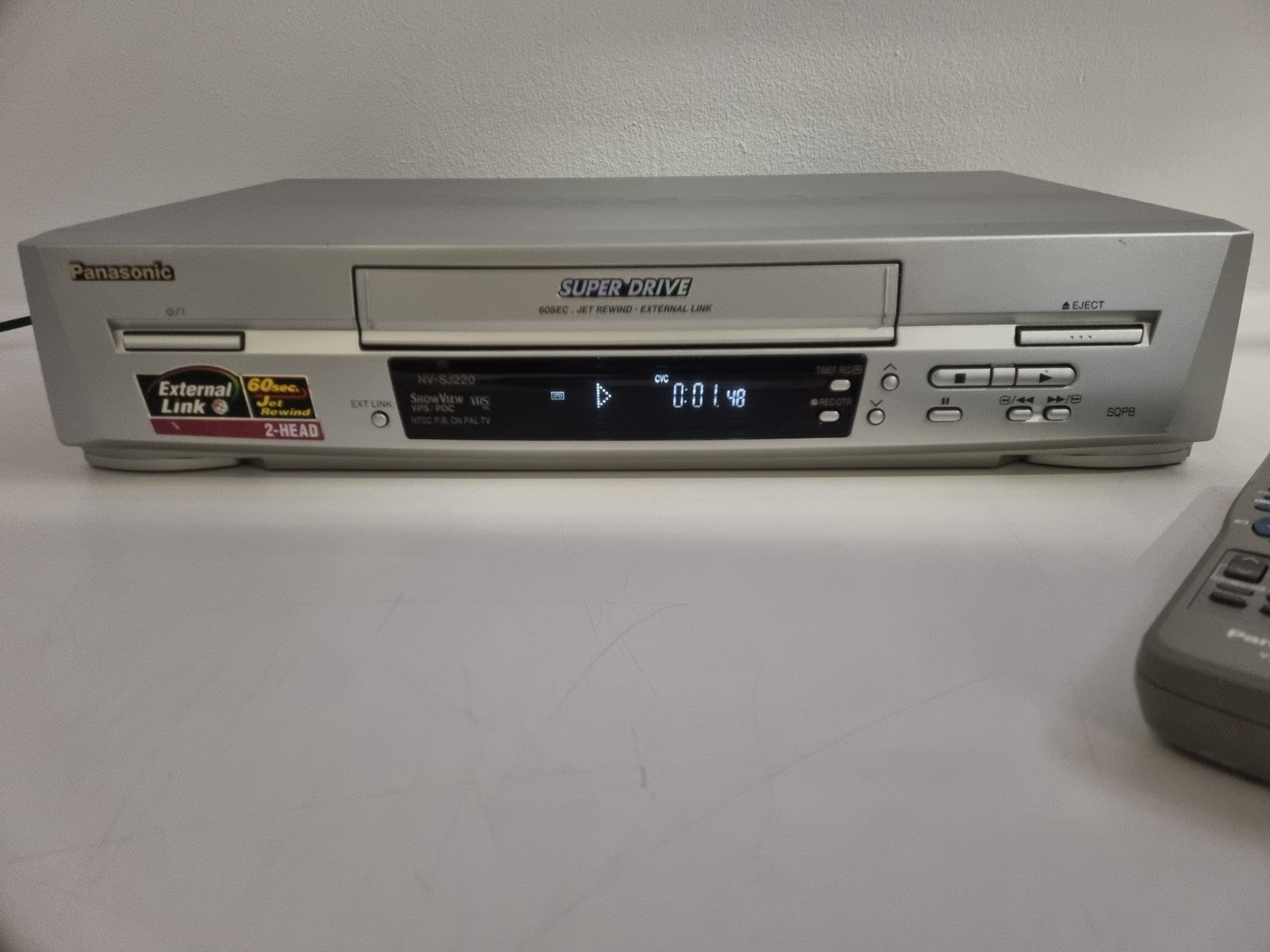 Panasonic NV-SJ220  Super Drive VHS Player With Remote