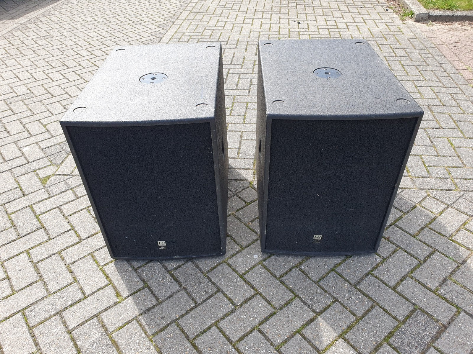 LD systems LDE SUB18 set van twee 800W 8 ohm passieve PA-luidsprekers