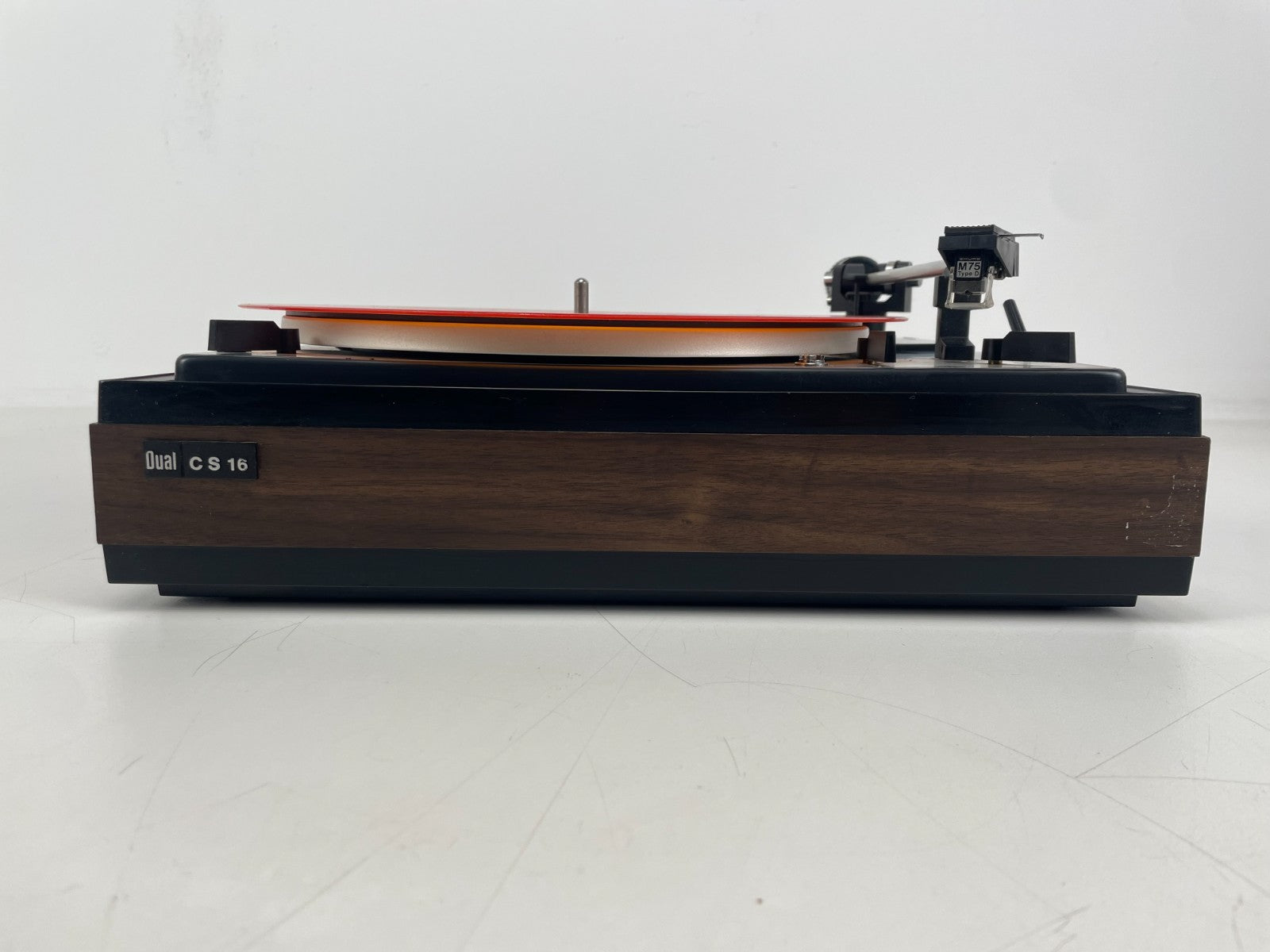 Dual 1214 draaitafel in CS16 plint - met stofkap - Shure SM75 D element