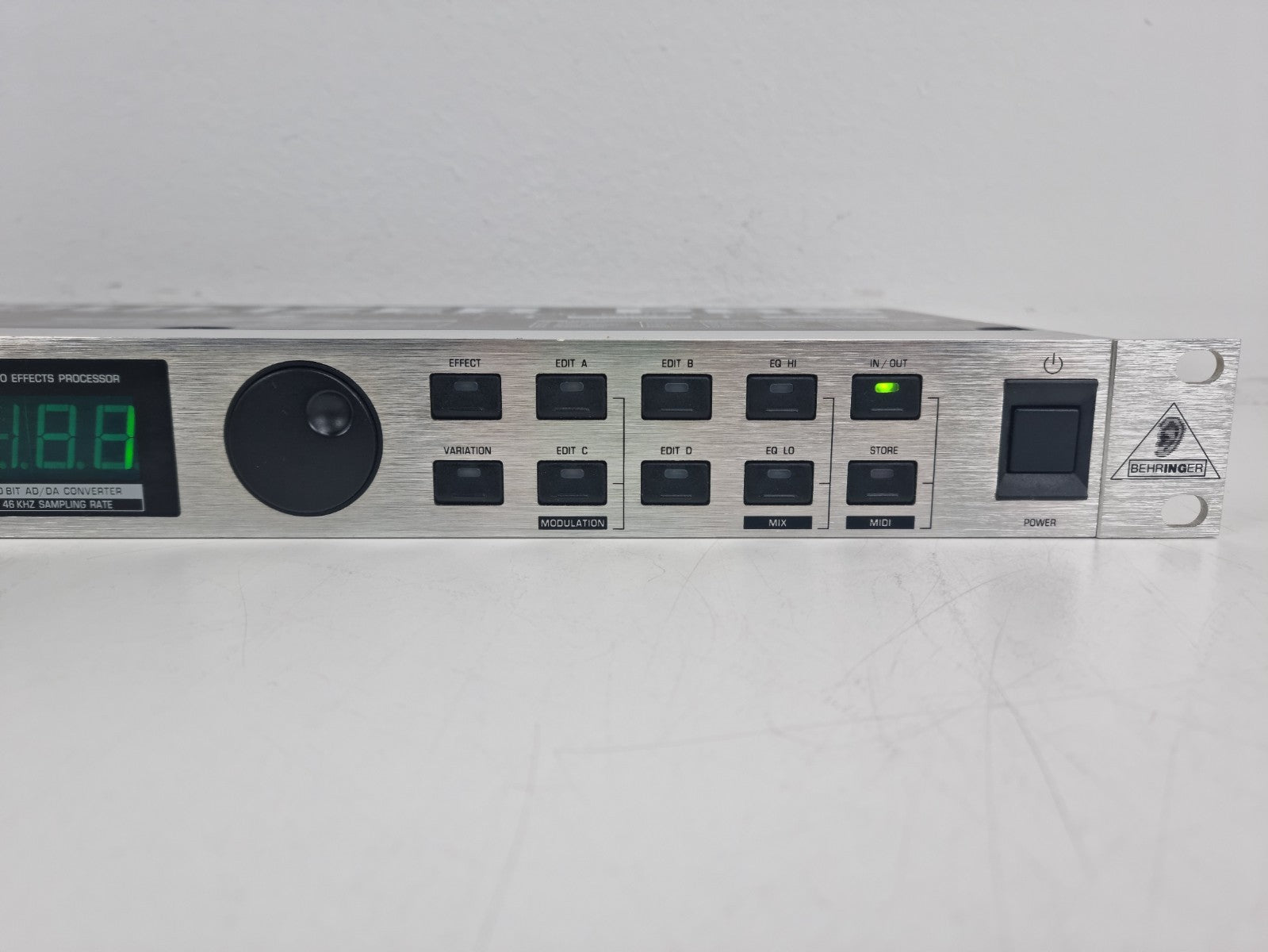 Behringer DSP 1200P Modulizer Pro - In new condition