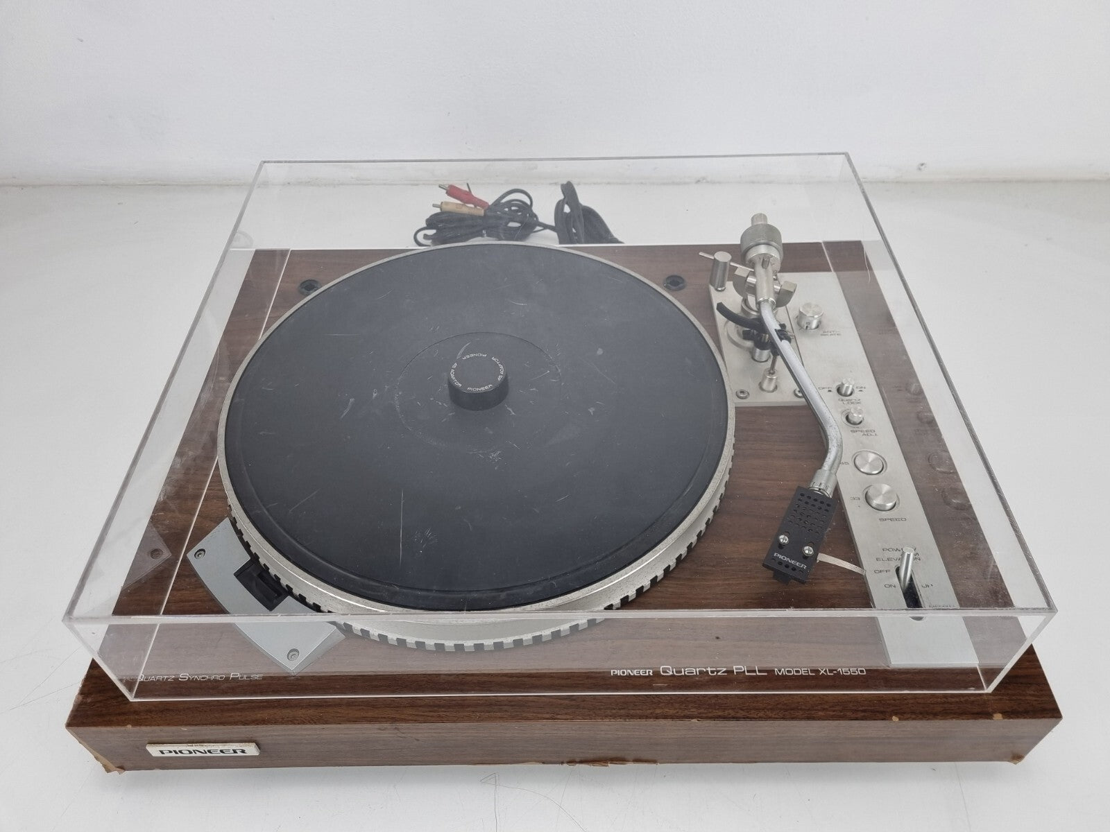 Pioneer Quartz PLL Turntable  model XL-1550 - Serviced - 110V!!