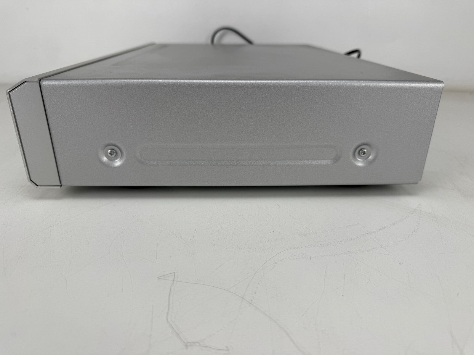 Onkyo DX-7333 cd-speler met originele doos, afstandsbediening en handleidingen.