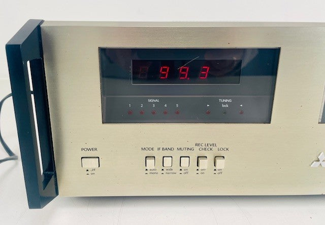 Mitsubishi DA-F20 Quartz PLL Synthesizer FM Stereo Tuner