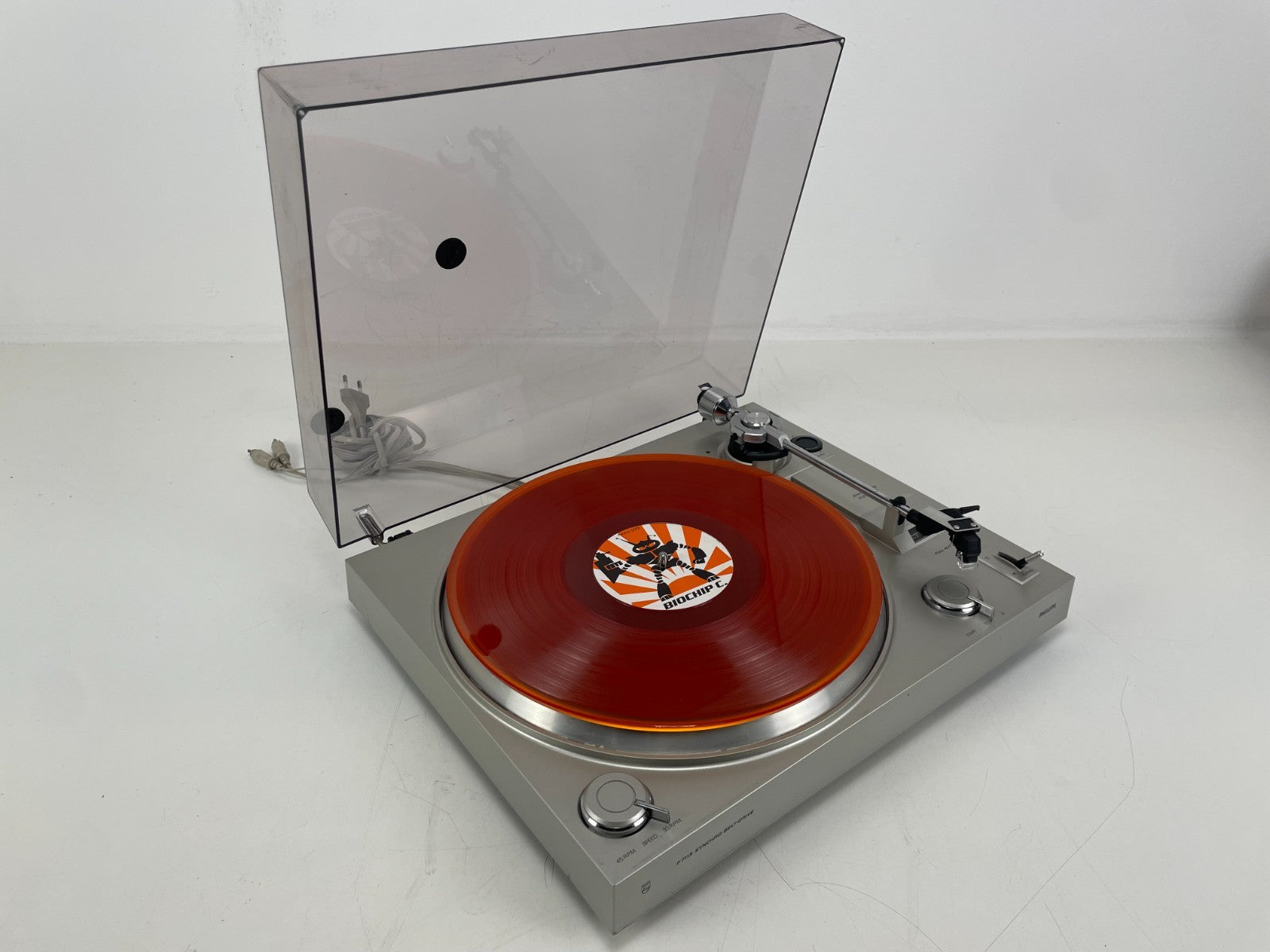 Philips F7113 – Belt-Drive Turntable