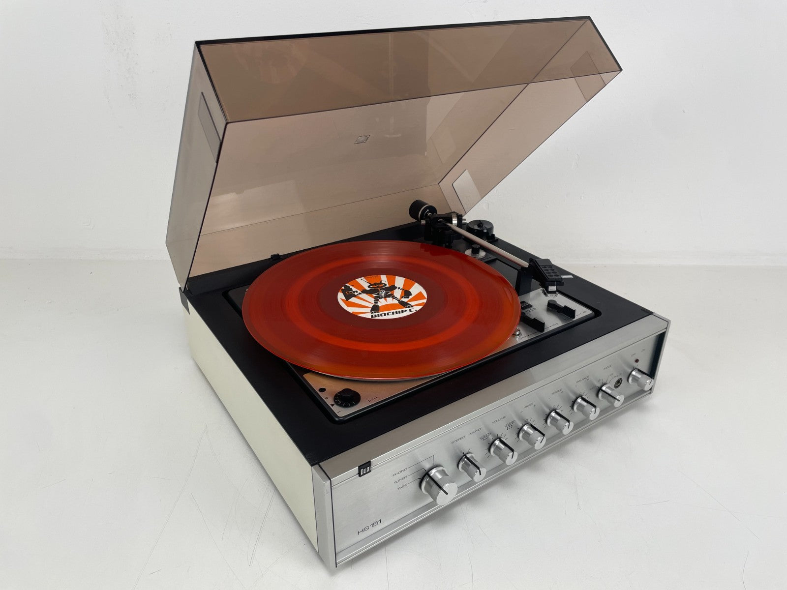 Dual HS151 draaitafel/receiver-combinatie met Philips-cartridge