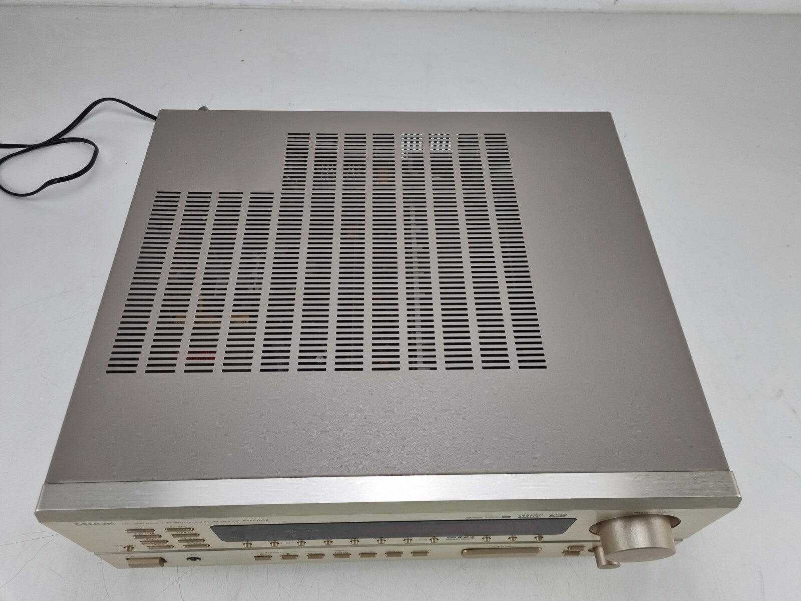 Denon AVR-1802 5.1 Stereo amplifier - Champagne