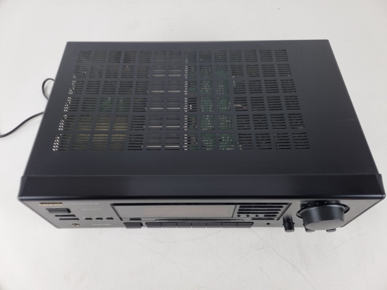 Sony STR-AV220 - FM Stereo/FM-AM Receiver