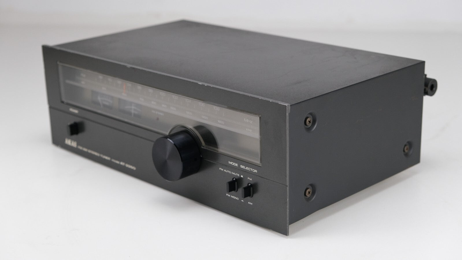 Akai AT-2250 - Tuner