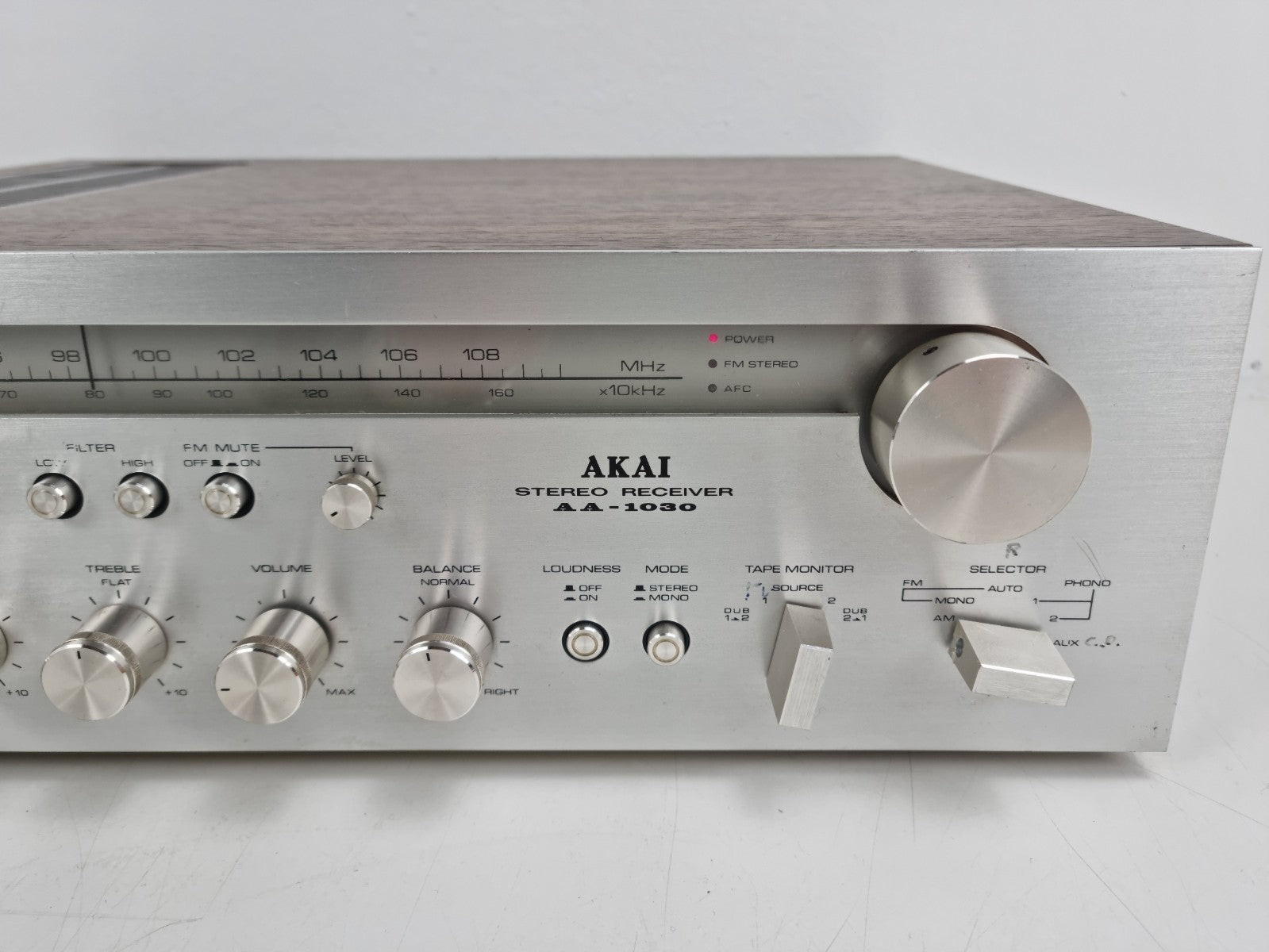 Akai AA 1030 Stereo Receiver