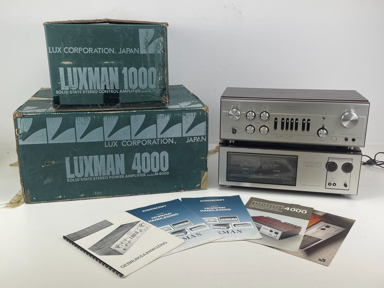 Luxman C-1000 Preamplifier + M-4000 Power Amplifier  – 1st Owner  Boxes & Manual