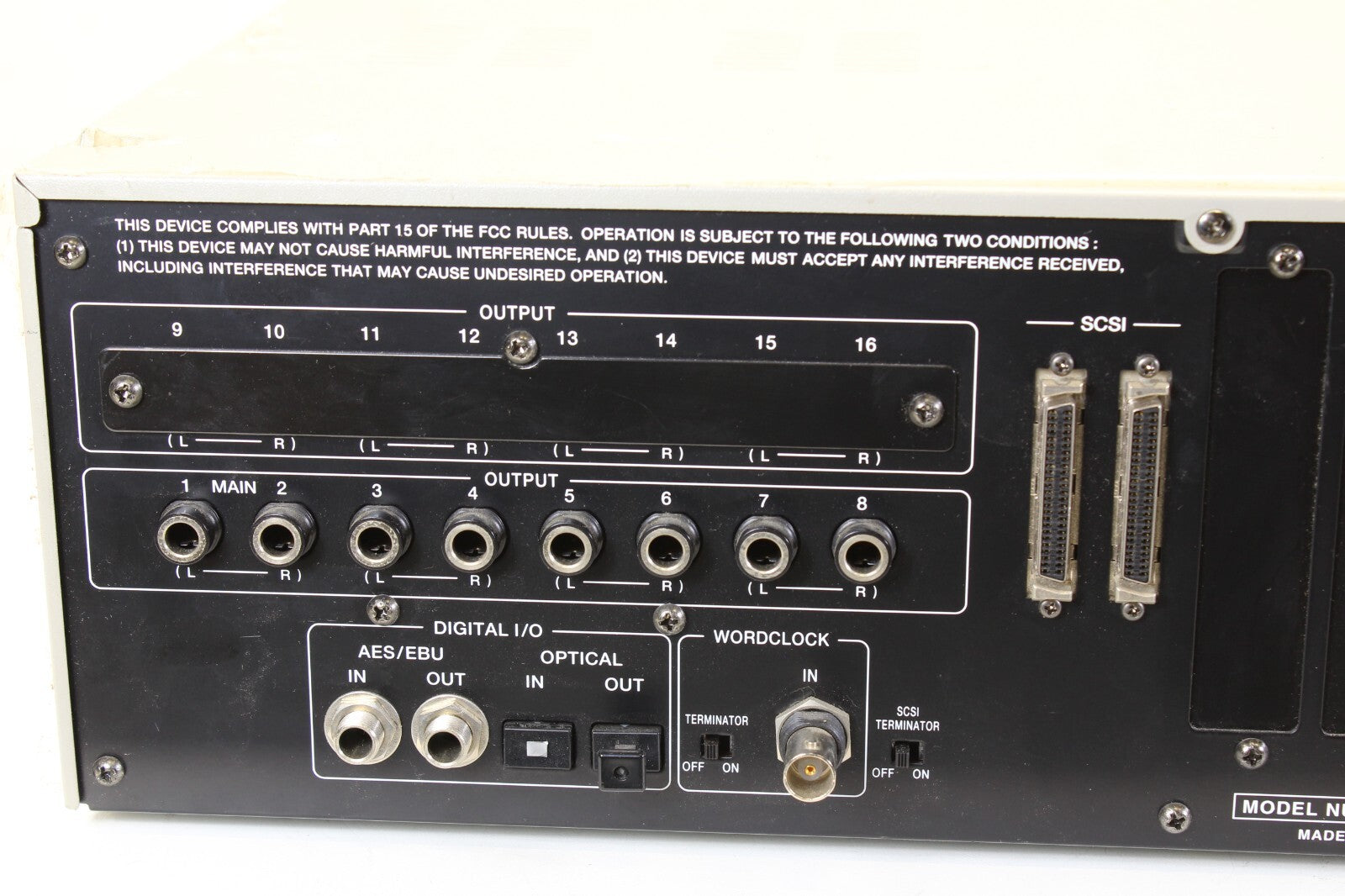 Akai S5000 Sampler met gebruikershandleidingen