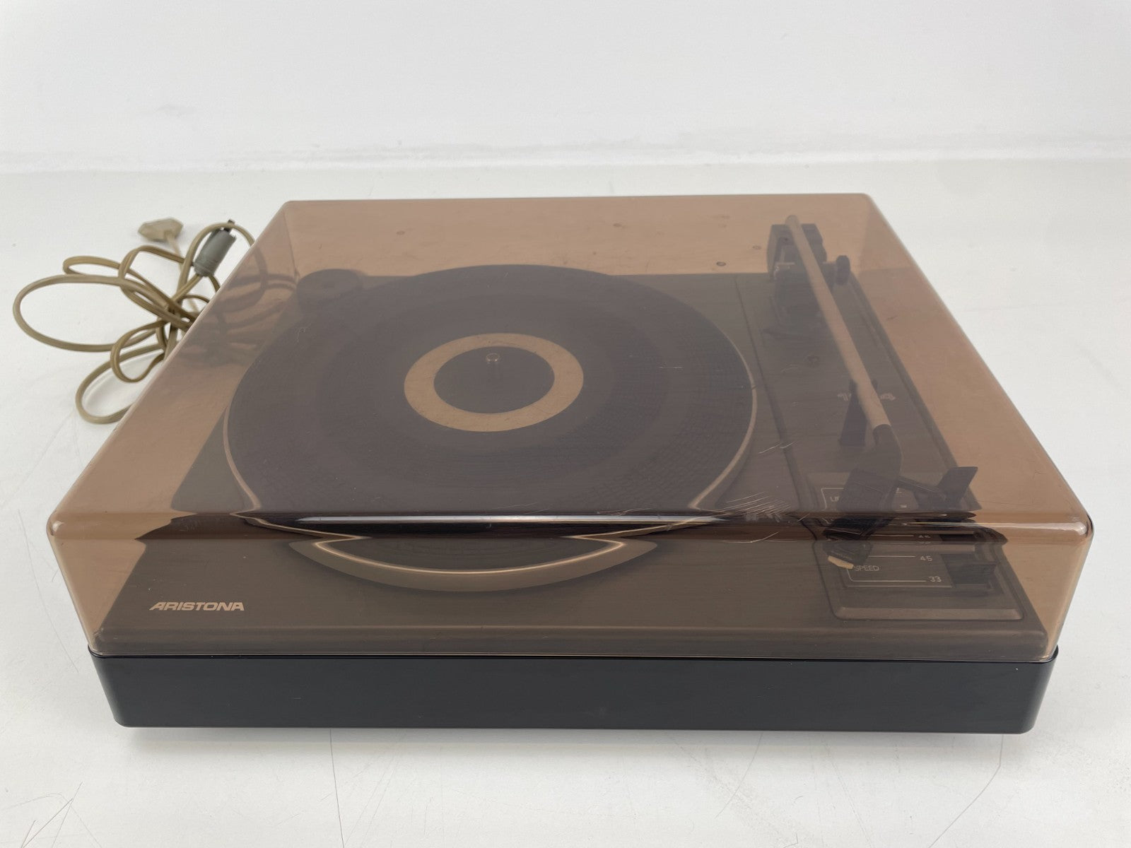 Aristona 1224 Belt Drive Turntable