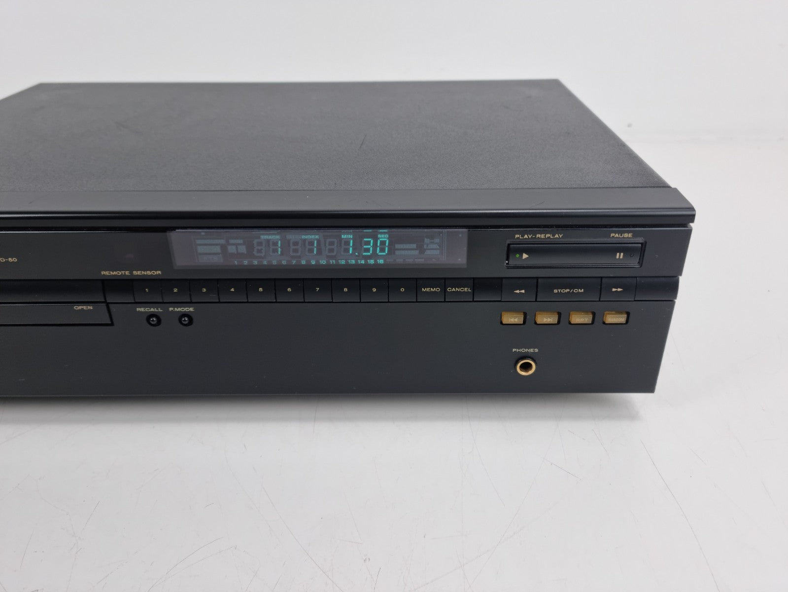Marantz CD-50 Stereo Compact Disc Player - Light Serviced