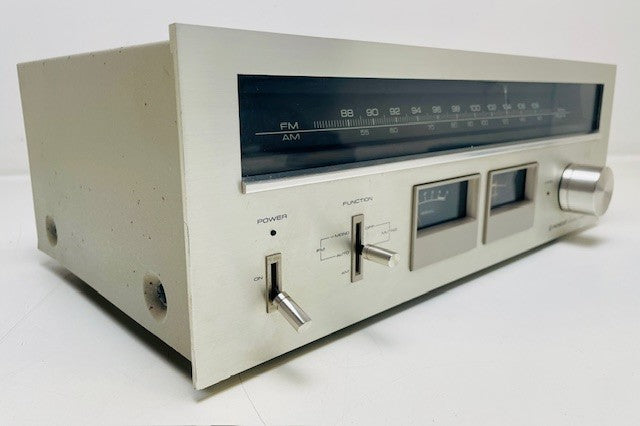 Pioneer TX-606 AM/FM Stereo Tuner - New scale lights