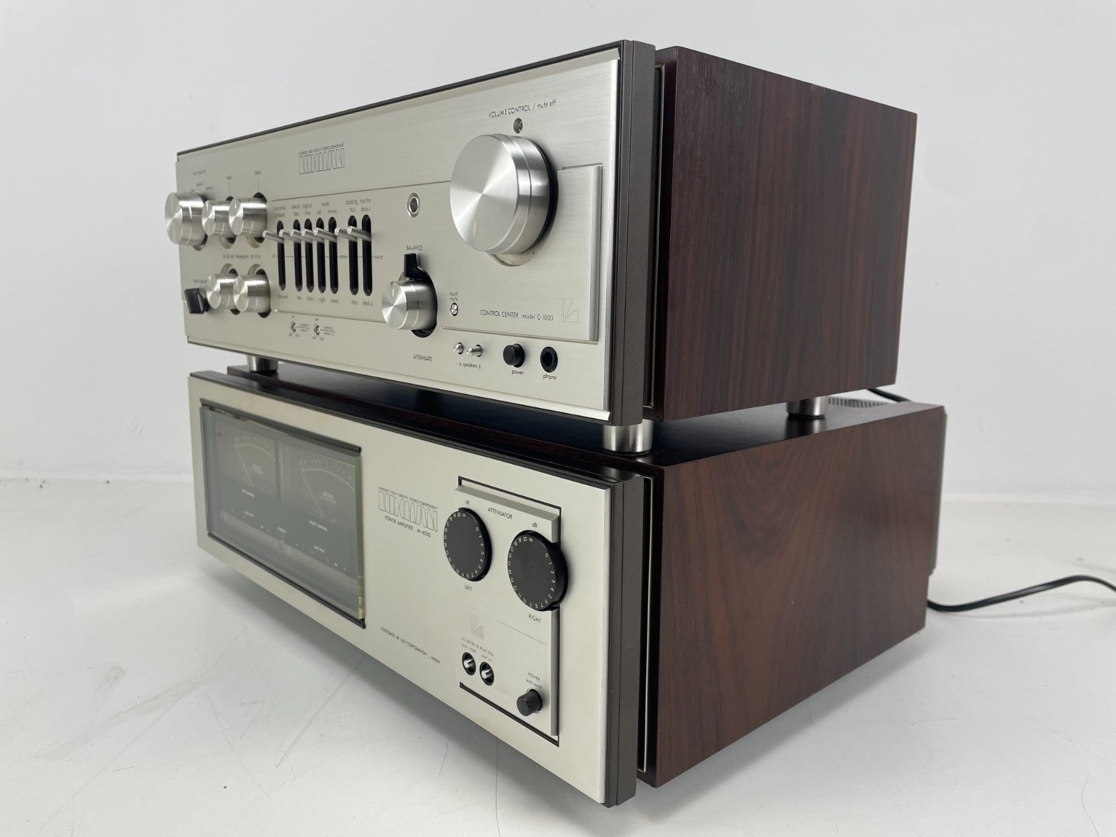 Luxman C-1000 Preamplifier + M-4000 Power Amplifier  – 1st Owner  Boxes & Manual