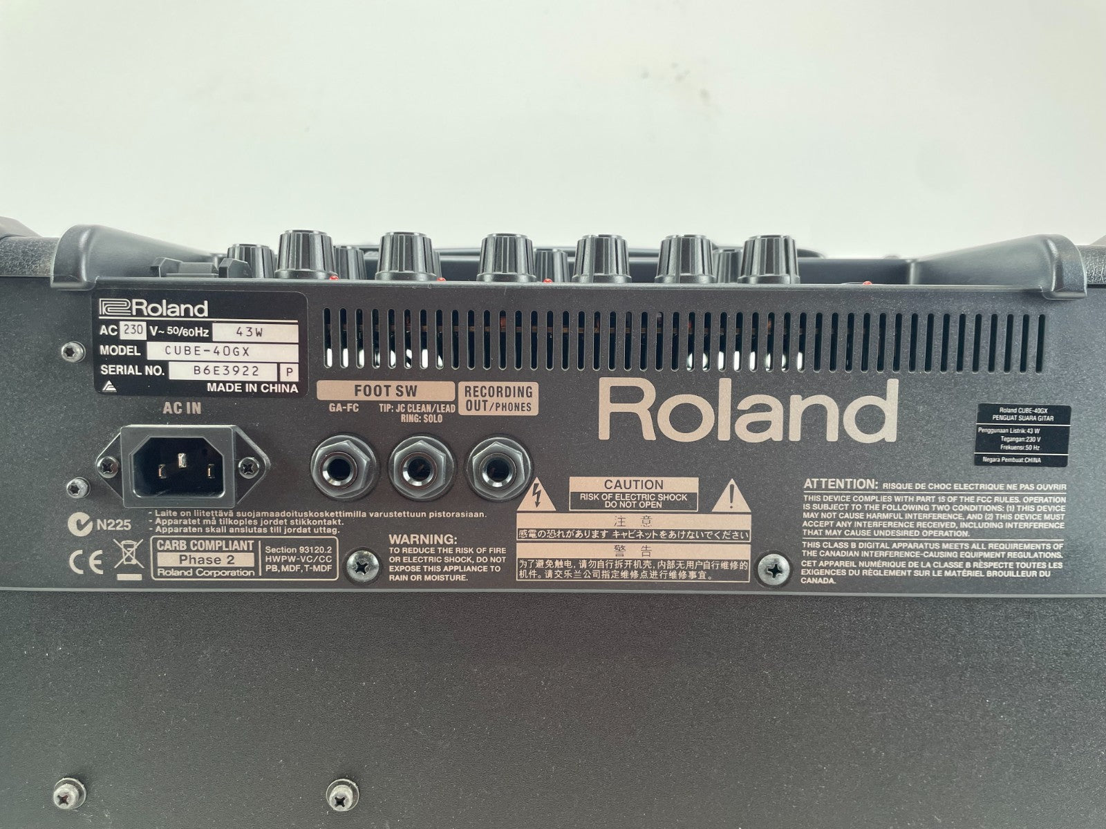 Roland Cube-40GX Guitar Amp – Mint Condition – Free Guitar Cable + Footswitch