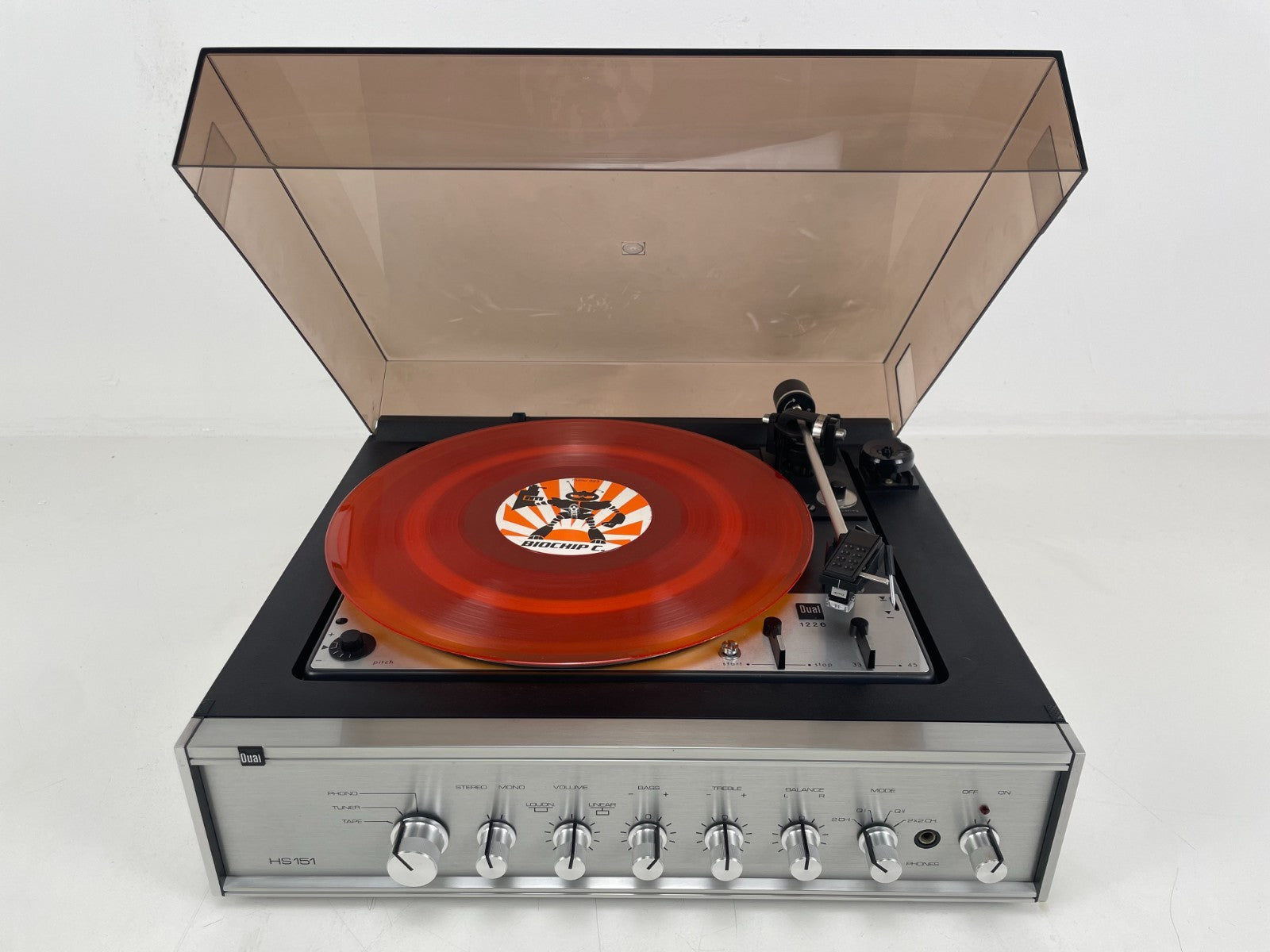 Dual HS151 draaitafel/receiver-combinatie met Philips-cartridge