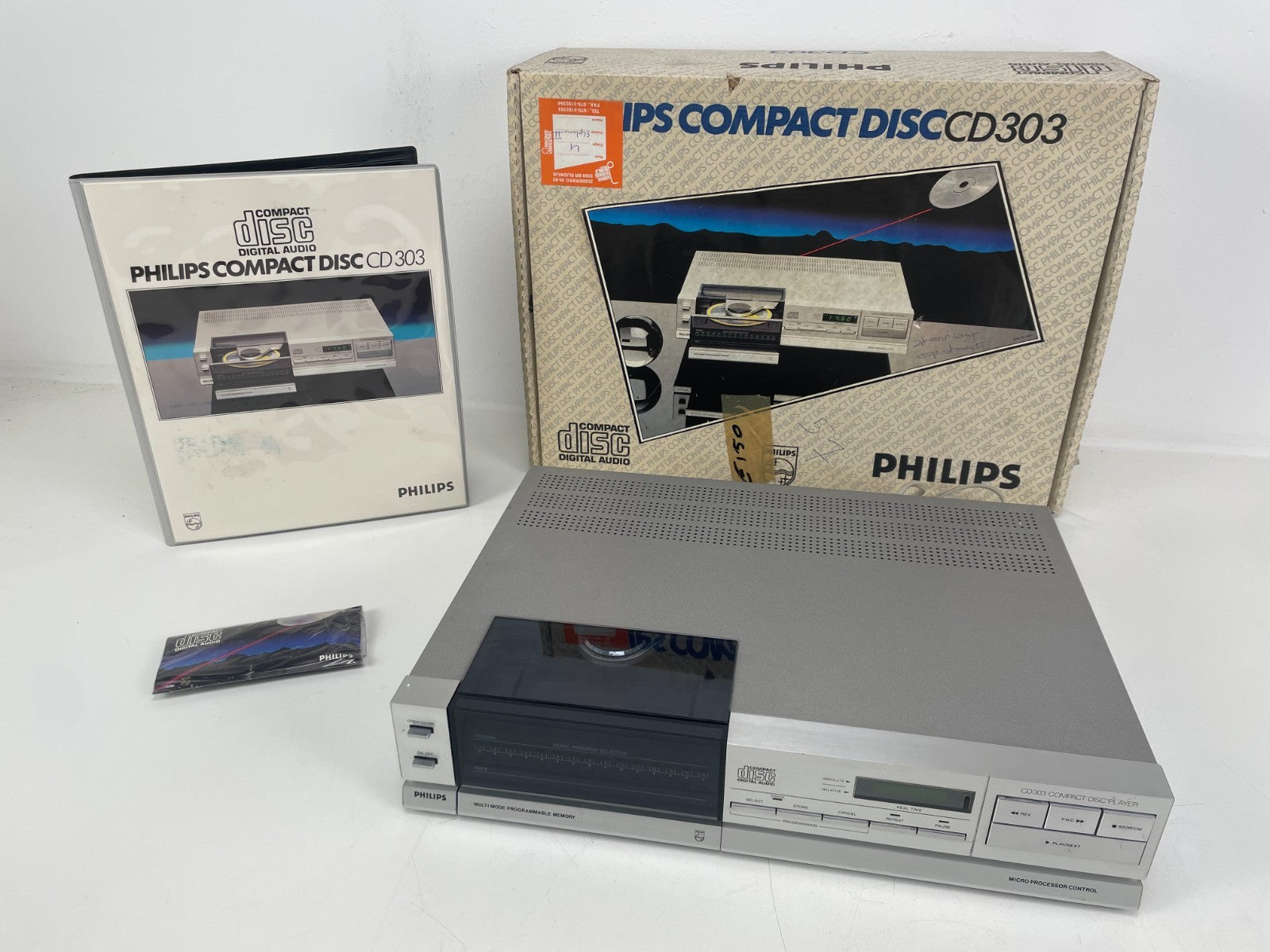 Philips  CD303 CD Player – Mint Condition – Original Box & Manual - Serviced