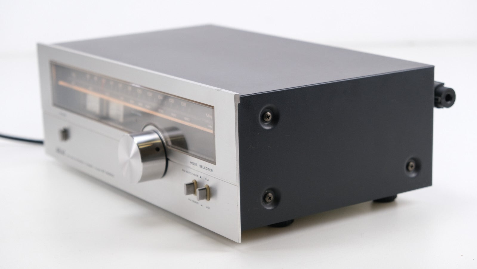 Akai AT-2250 -NR.02 -  Tuner