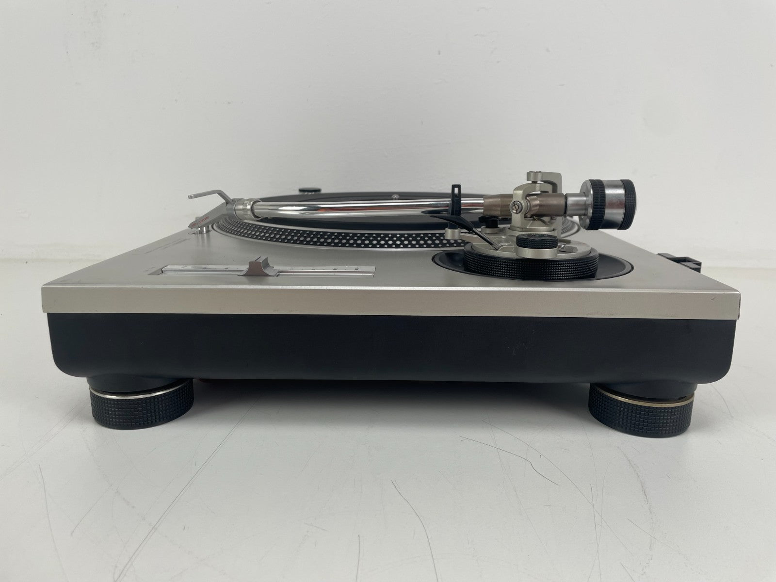 Technics SL-1200MK2 Turntable - Without Dustcover - With Ortofon Concorde