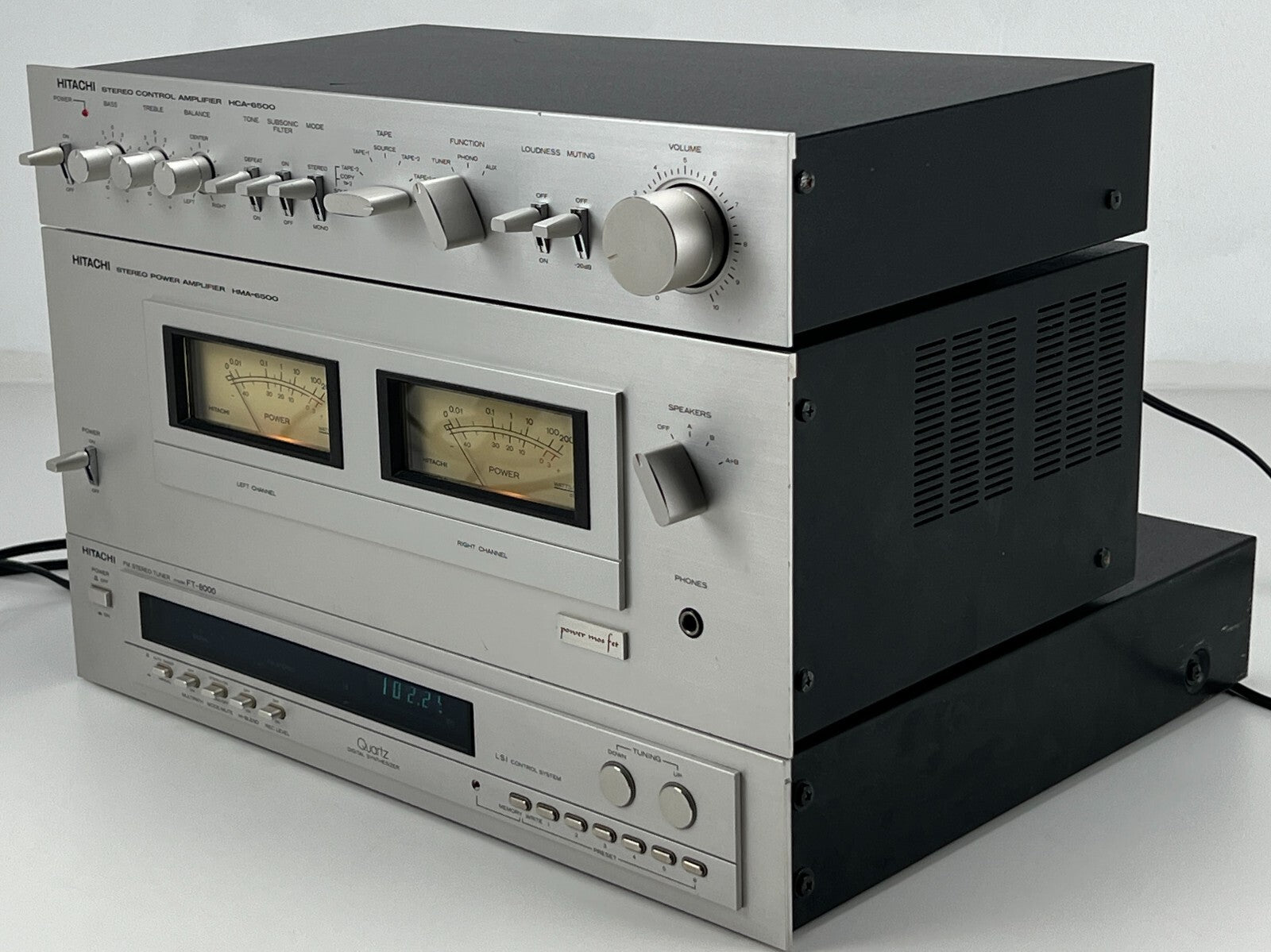 Hitachi HCA-6500 voorversterker - HMA-6500 eindversterker - FT-8000 tuner
