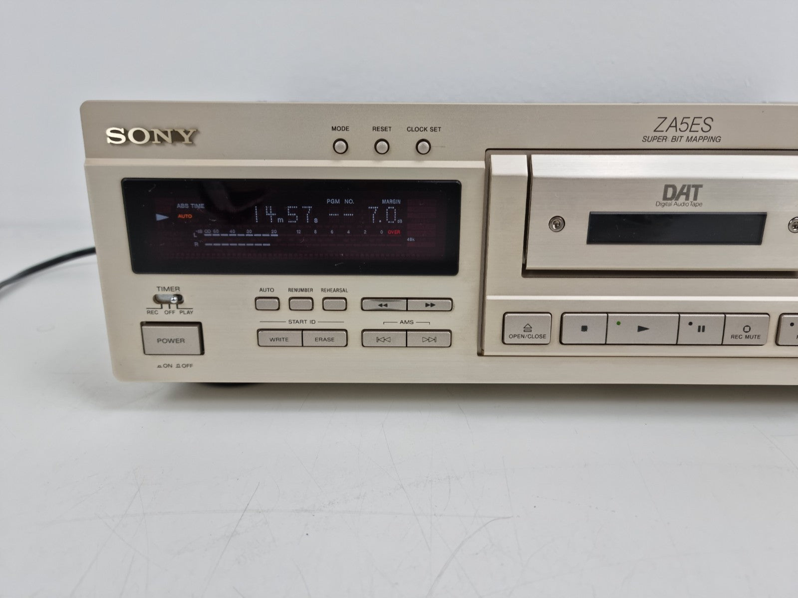 Sony DTC-ZA5ES  Digital Audio Tape Deck -  Fully Serviced - With German Manual