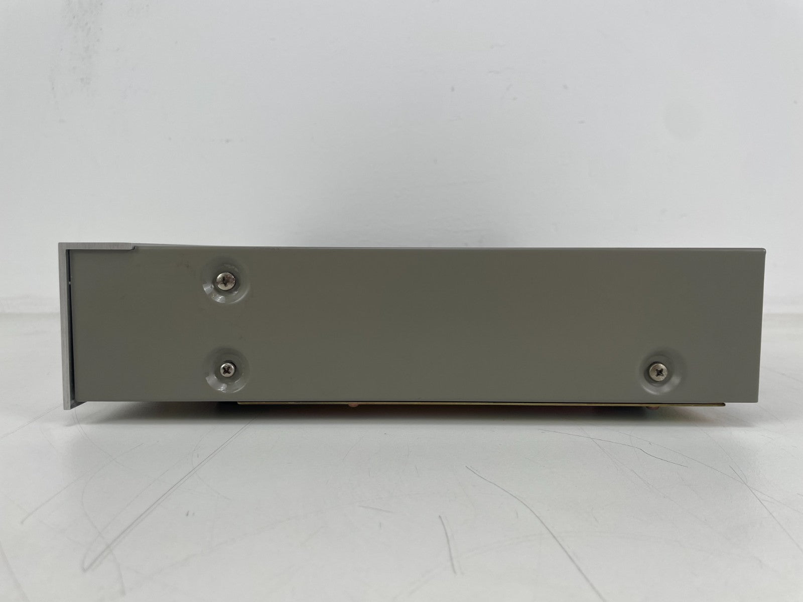 Akai AT-V04 Stereo AM/FM Tuner