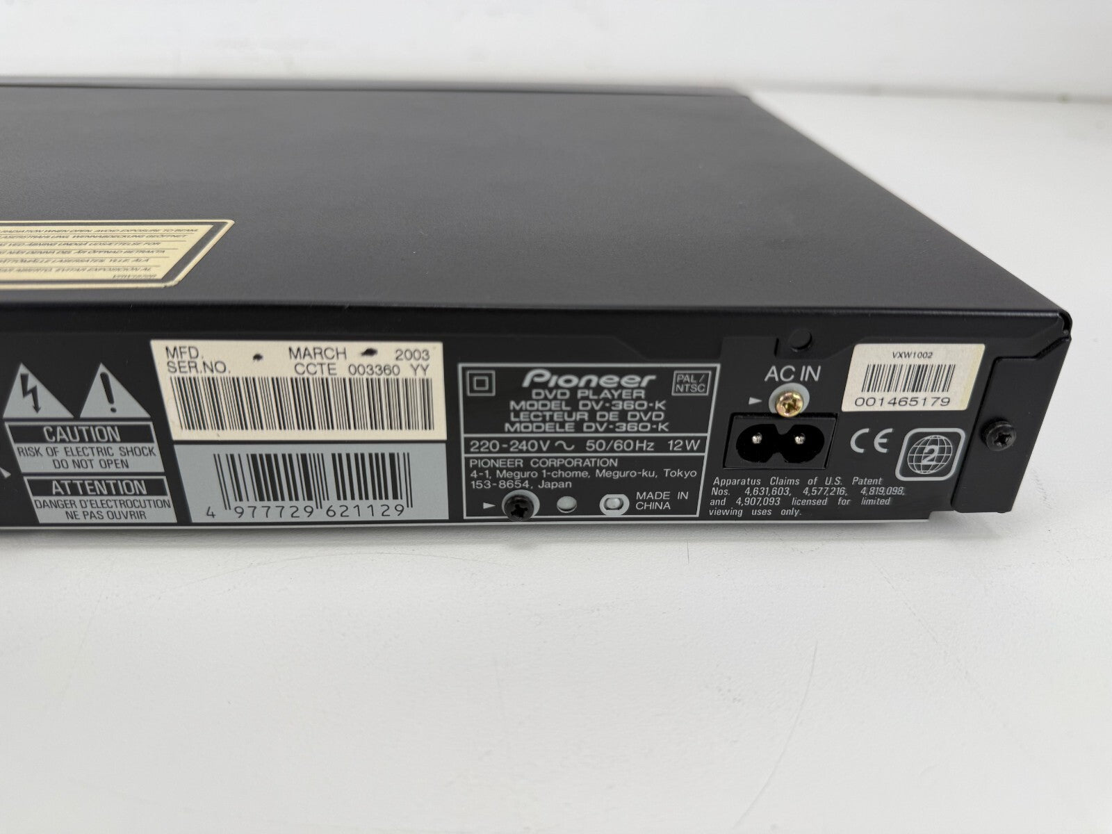 Pioneer DV-360 DVD Player With Original Box - Remote Control - Manual