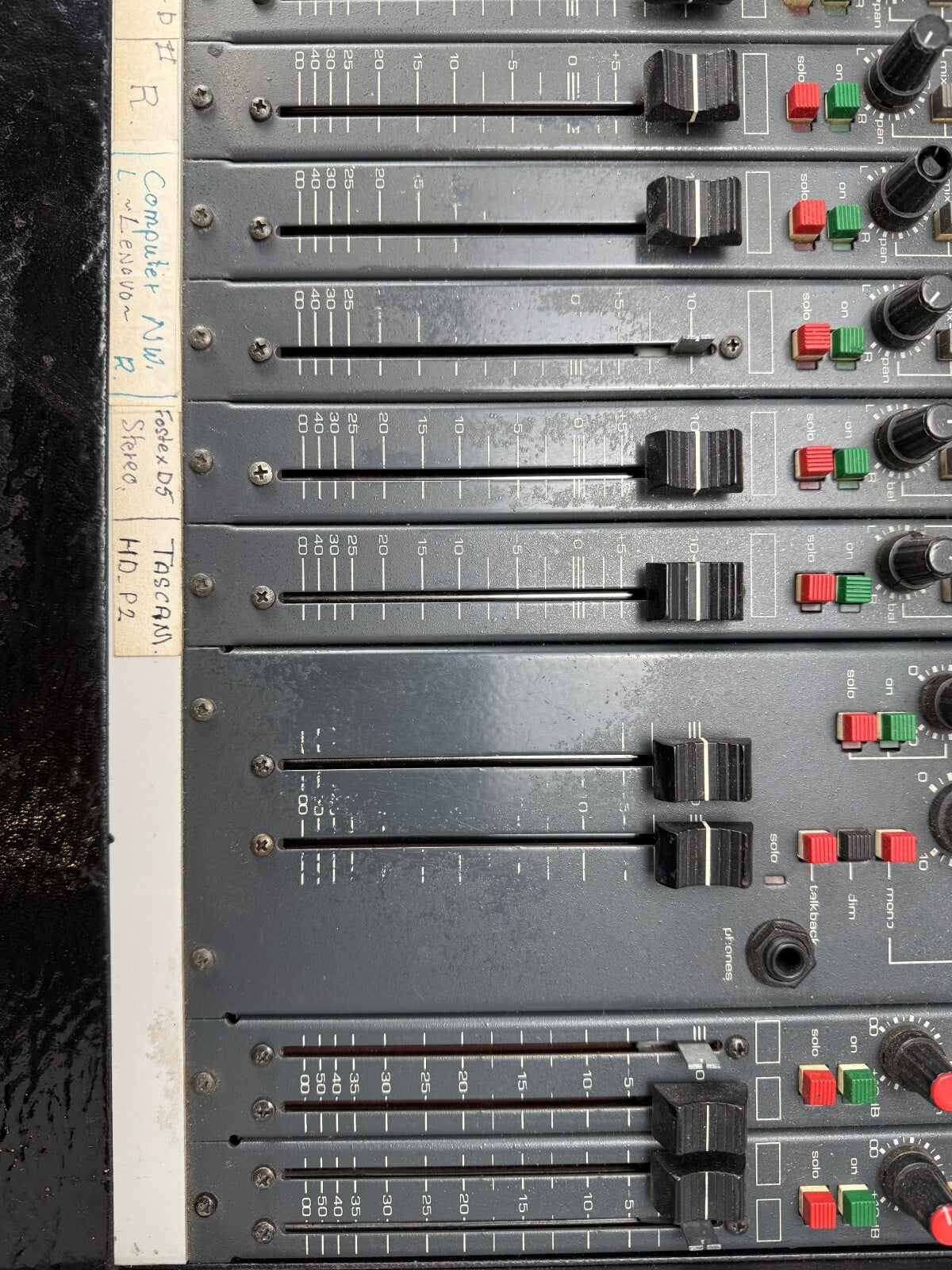 D&R Stylyx Analog Mixer 16-4-2 - No power supply