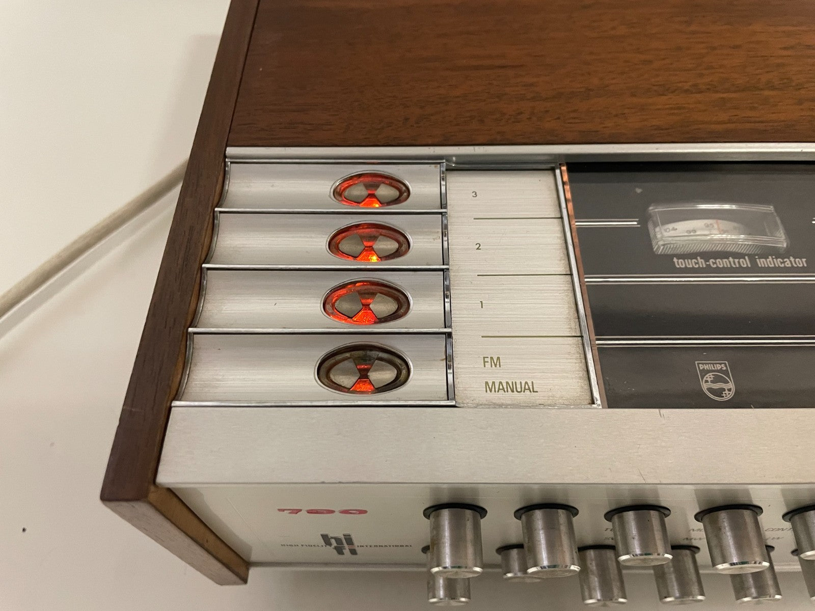 Philips 790 / 22RH790 AM/FM Stereo Receiver